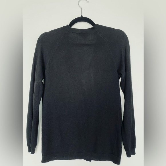 Black women’s v-neck cardigan with lace shoulder details size S - Picture 2 of 6